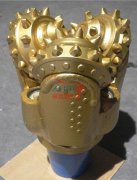 三牙輪鉆頭·鑲齒（硬質合金齒）三牙輪鉆頭和銑齒（鋼齒）三牙輪鉆頭